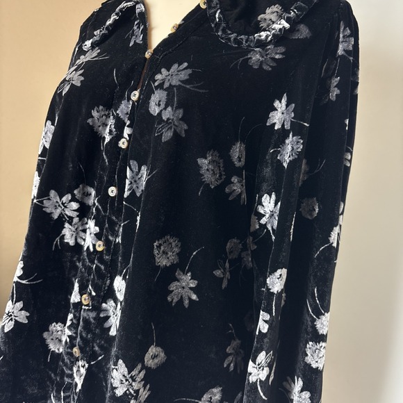 Pilcro Womens L Keira Ruffle Collar Button Front Blouse Black Velvet Floral Boho - Picture 4 of 13